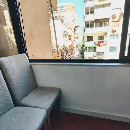Cozy Great Location شقة تيرانا