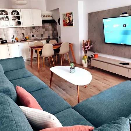 Cozy Great Location * Tirana