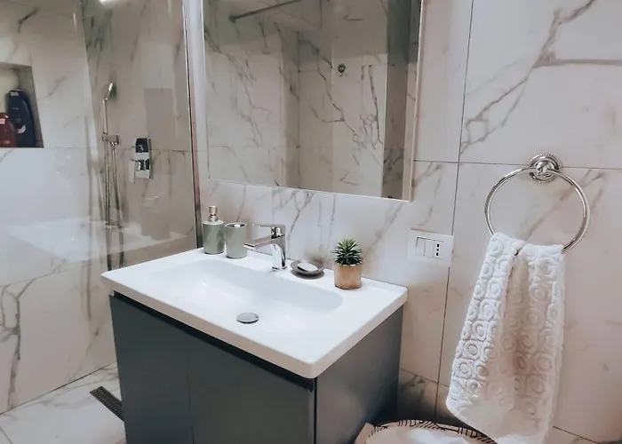 Apartamento Cozy Great Location Tirana